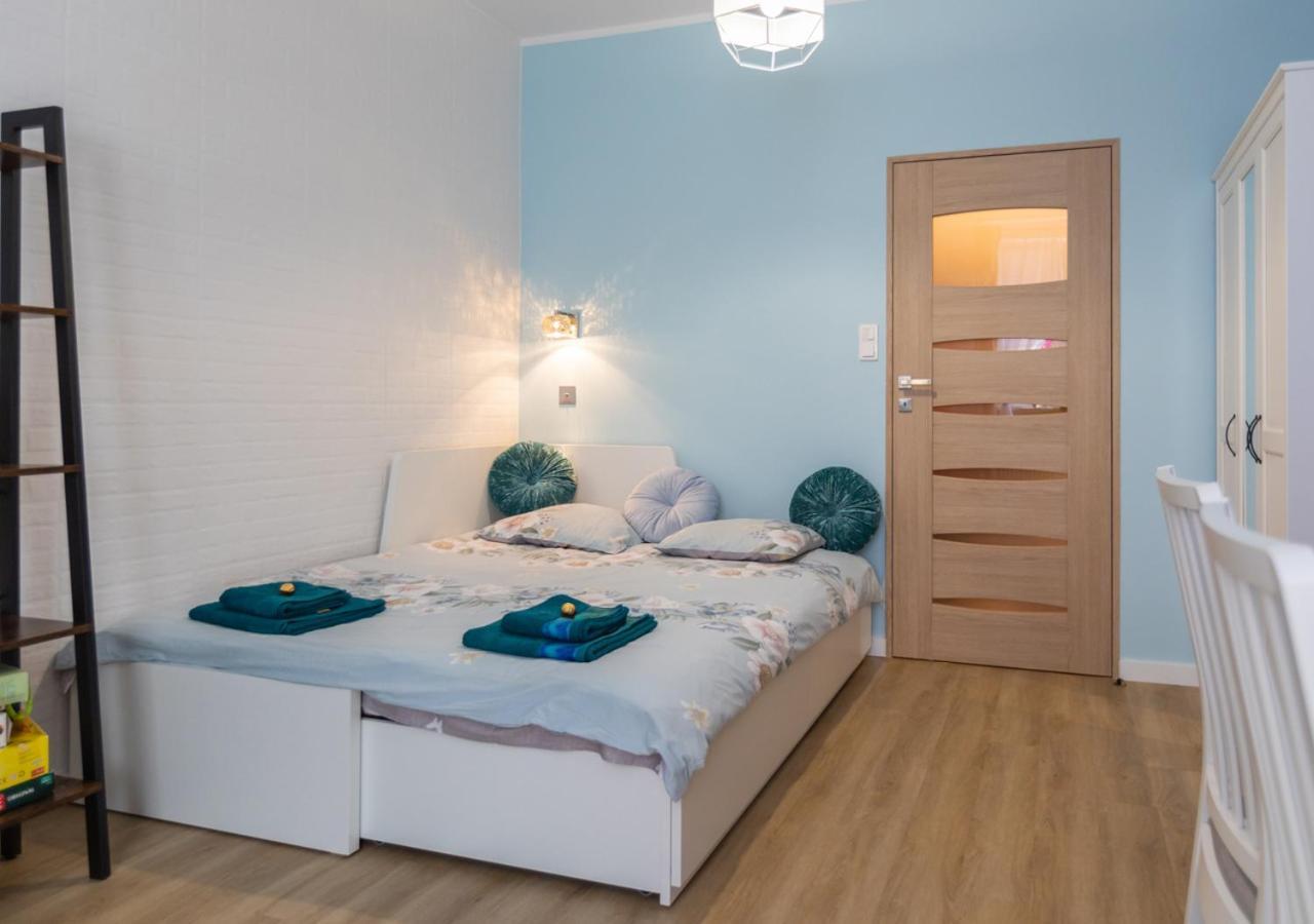 Blekitny Apartament Bytom Buitenkant foto